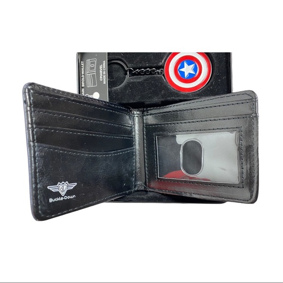 NWT In Gift Box Marvel Trifold Wallet With Keychain - Picture 4 of 7
